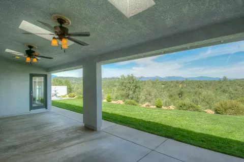 4010 Winter Green Ct, Redding, CA 96001 photo 19