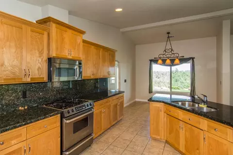 4010 Winter Green Ct, Redding, CA 96001 photo 13