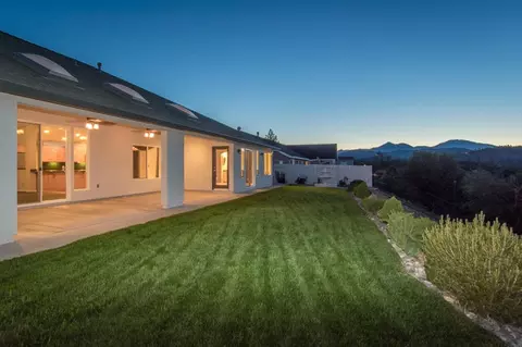 4010 Winter Green Ct, Redding, CA 96001 photo 5