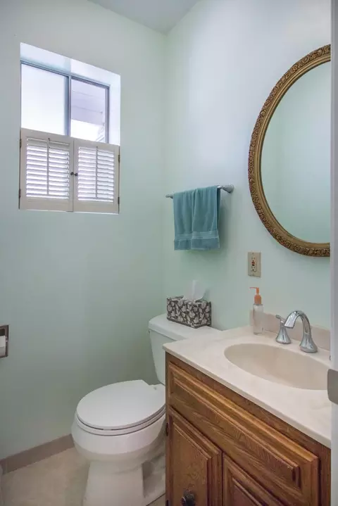 2539 Clara Ct, Redding, CA 96002 photo 16