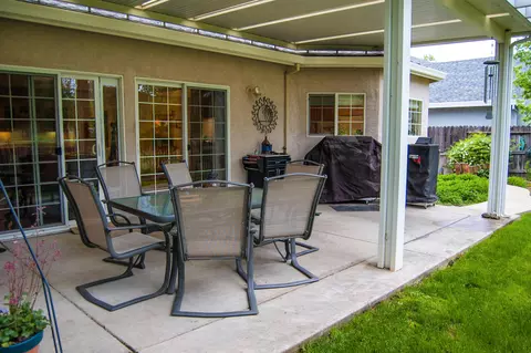 1607 Spanish Bay Dr, Redding, CA 96003 photo 20