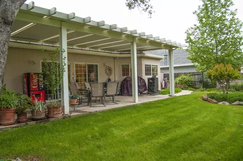 1607 Spanish Bay Dr, Redding, CA 96003 photo 17