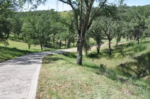 15875 Skyline Dr, Red Bluff, CA 96080 photo 4