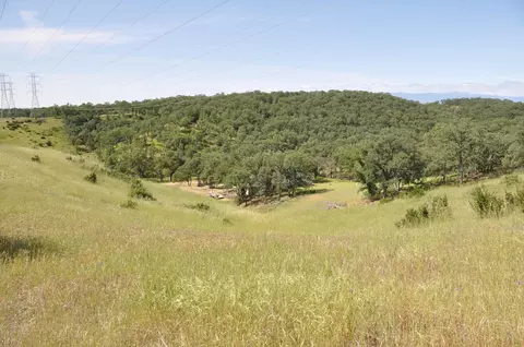 15875 Skyline Dr, Red Bluff, CA 96080 photo 2