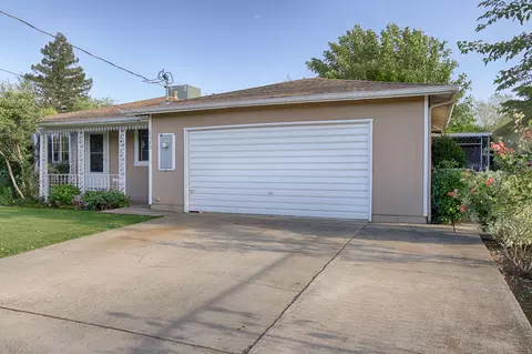 2543 Wilson Ave, Redding, CA 96002 photo 2