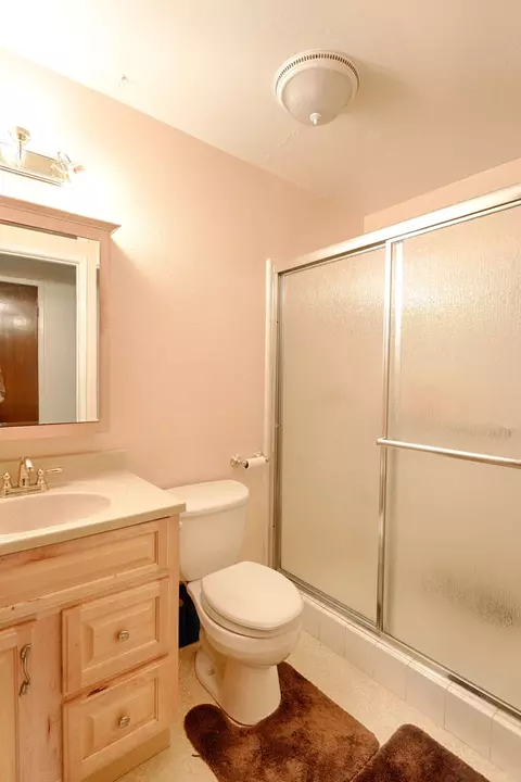 2543 Wilson Ave, Redding, CA 96002 photo 15