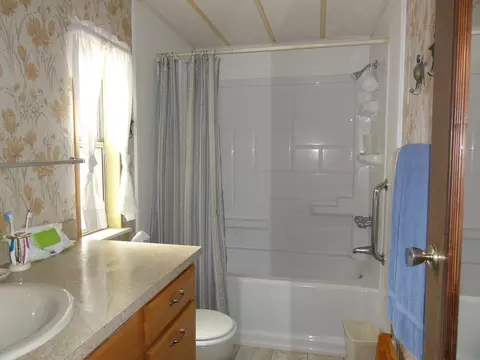 1019 Yogi Ct, Redding, CA 96003 photo 16