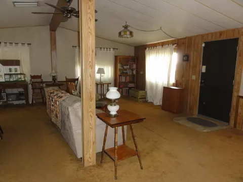 1019 Yogi Ct, Redding, CA 96003 photo 4