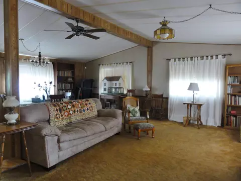 1019 Yogi Ct, Redding, CA 96003 photo 3