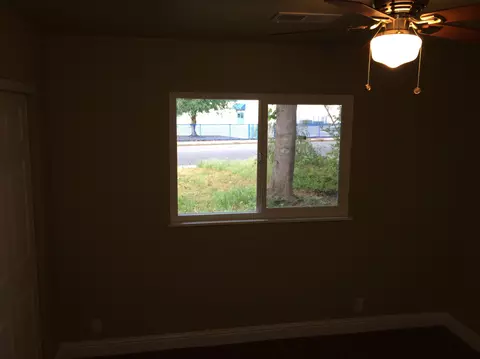 354 Ellis St, Redding, CA 96001 photo 16