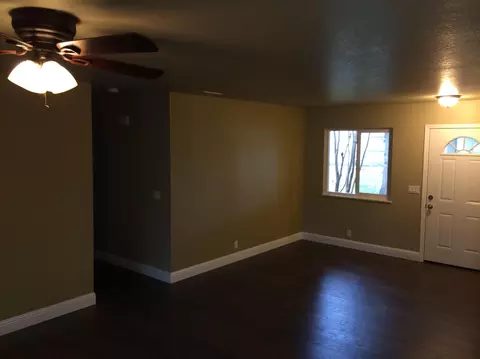 354 Ellis St, Redding, CA 96001 photo 9