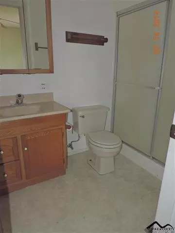 2410 Oriole Dr, Red Bluff, CA 96080 photo 11