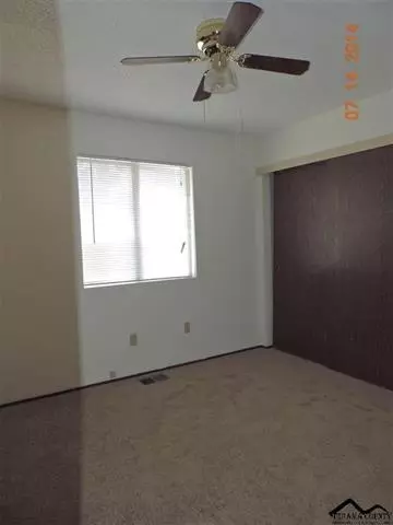 2410 Oriole Dr, Red Bluff, CA 96080 photo 7