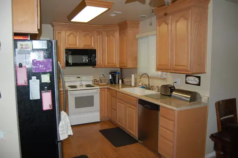 261 Branstetter Ln, Redding, CA 96001 photo 5