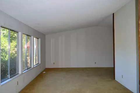 2349 Carnelian Way, Redding, CA 96003 photo 3