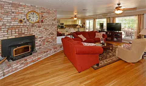 622 Collyer Dr, Redding, CA 96003 photo 7