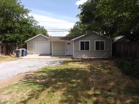 814 State St, Redding, CA 96001 photo 3