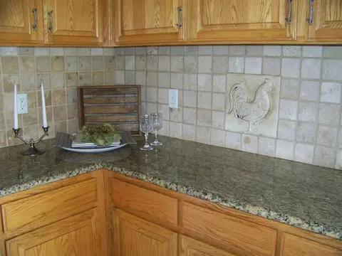 837 Tanglewood Dr, Redding, CA 96003 photo 6