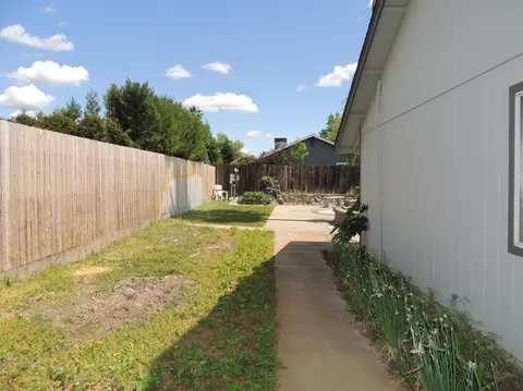 1495 Hominy Way, Redding, CA 96003 photo 12