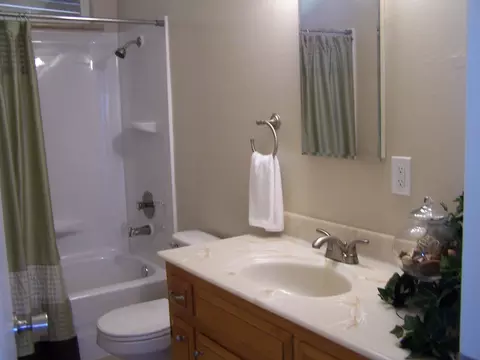 2461 Galaxy Way, Redding, CA 96002 photo 8