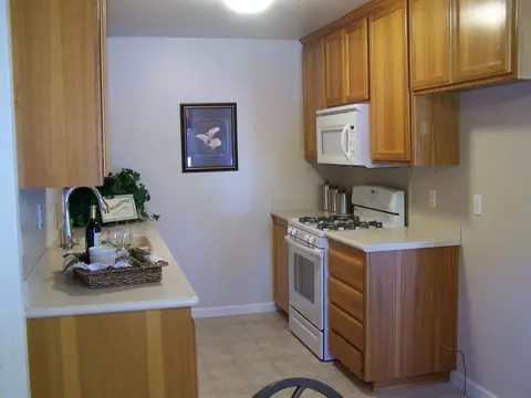 2461 Galaxy Way, Redding, CA 96002 photo 6