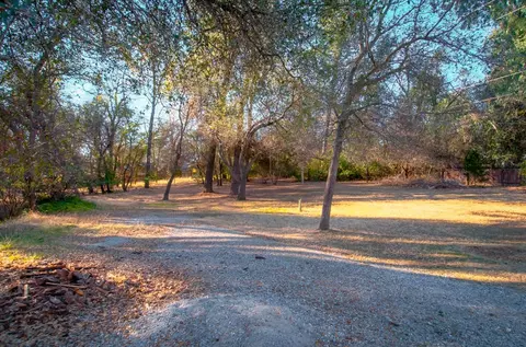 12409 Quartz Hill Rd, Redding, CA 96003 photo 11