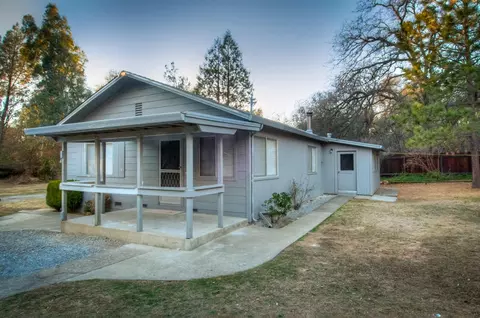 12409 Quartz Hill Rd, Redding, CA 96003 photo 2