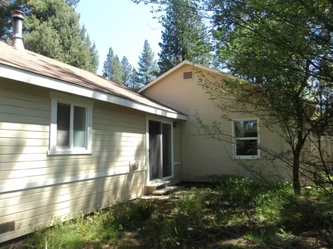20258 Hudson St, Burney, CA 96013 photo 4