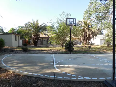 1874 Whaley, Redding, CA 96003 photo 5