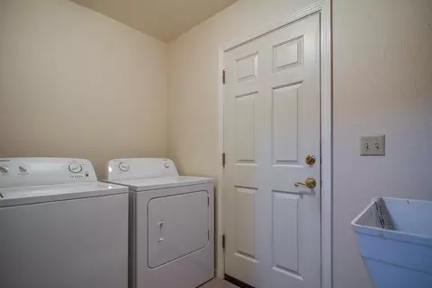 582 Martinique Cir, Redding, CA 96003 photo 19