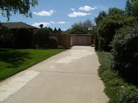 7188 Encina Dr, Redding, CA 96002 photo 4