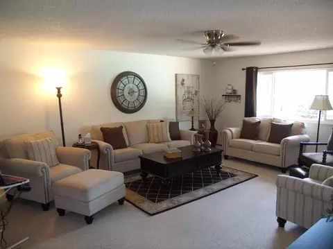 7188 Encina Dr, Redding, CA 96002 photo 5