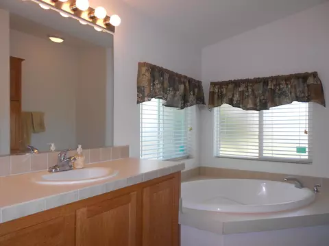 7552 Sprig Way, Millville, CA 96062 photo 9