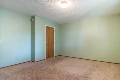 2846 West St, Redding, CA 96001 photo 15