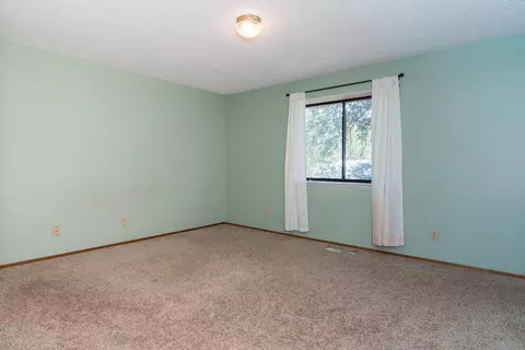 2846 West St, Redding, CA 96001 photo 14