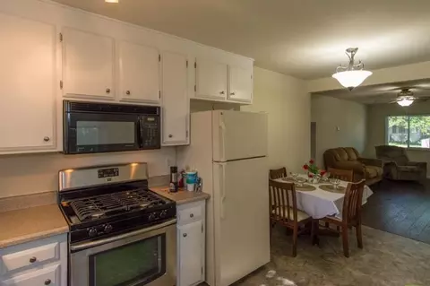 3970 Mercury Dr, Redding, CA 96002 photo 7