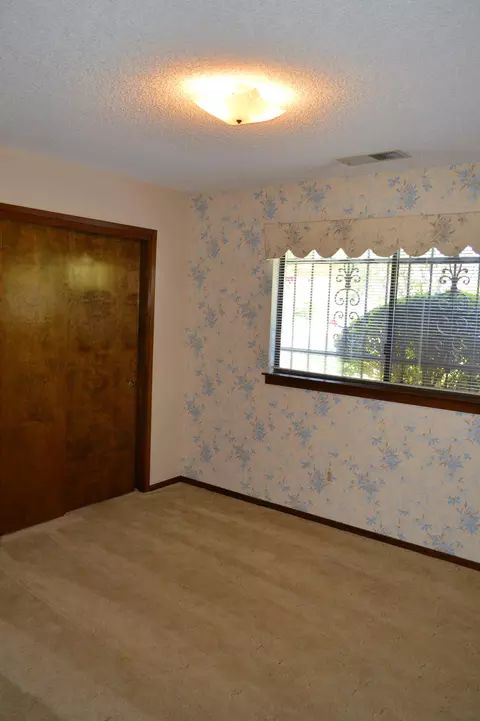 4177 Villa Dr, Redding, CA 96001 photo 13
