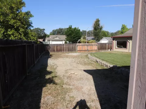 875 Jantail Ct, Redding, CA 96003 photo 48