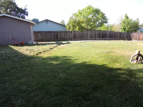 875 Jantail Ct, Redding, CA 96003 photo 43