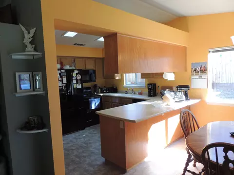 875 Jantail Ct, Redding, CA 96003 photo 17
