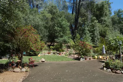 13595 Phaedra Ln, Redding, CA 96003 photo 5