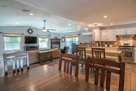 2075 Carpenter Ln, Redding, CA 96002 photo 5