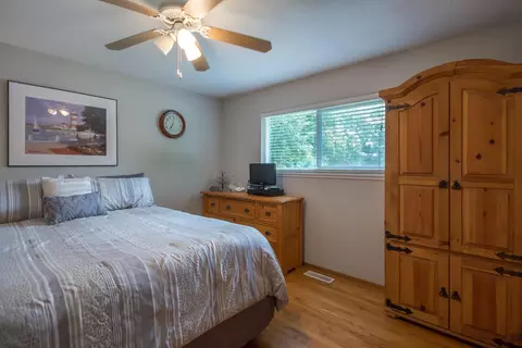 2075 Carpenter Ln, Redding, CA 96002 photo 8