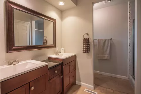 2075 Carpenter Ln, Redding, CA 96002 photo 12