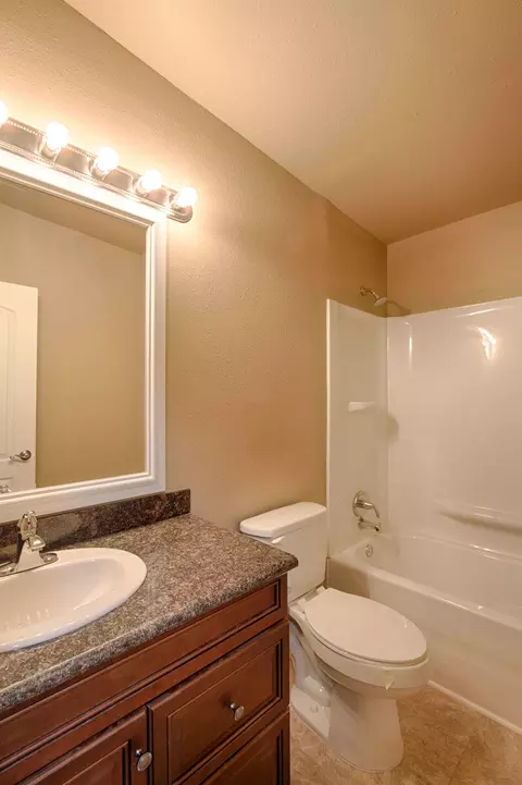 3320 Crest Dr, Anderson, CA 96007 photo 9