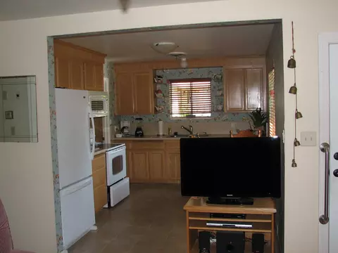 2860 Reservoir Ln, Redding, CA 96002 photo 4