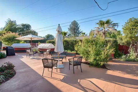 678 Gary Ct, Redding, CA 96002 photo 12
