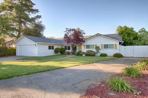 678 Gary Ct, Redding, CA 96002 photo 5