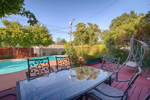 678 Gary Ct, Redding, CA 96002 photo 9