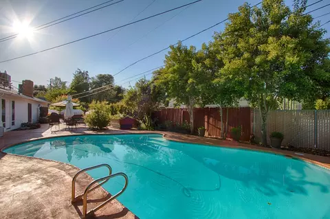 678 Gary Ct, Redding, CA 96002 photo 38